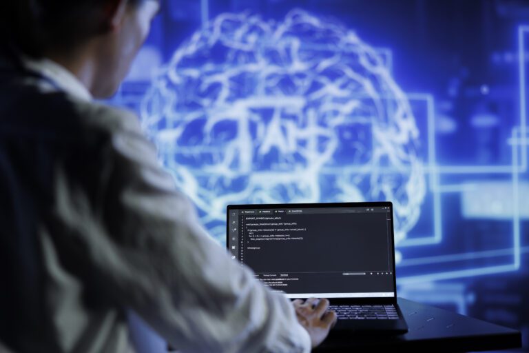 AI Prompts for CEOs: Master Crisis Management with Real-Time Insights