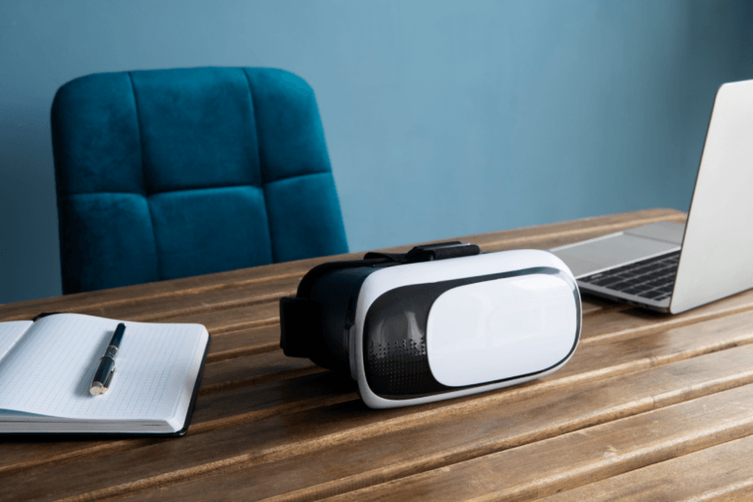 modern-stationary-collection-arrangement 1